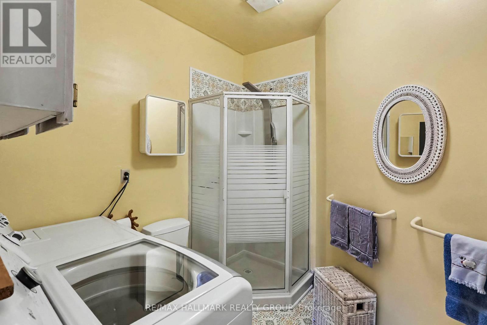 120 HOPEWELL AVENUE - 15