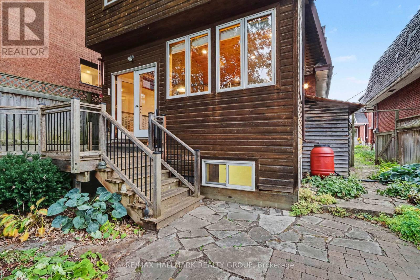 120 HOPEWELL AVENUE - Image 29