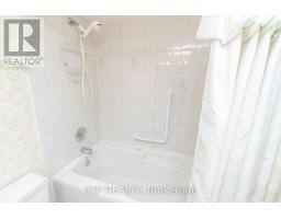 404 - 665 Bathgate Drive, Ottawa, ON K1K3Y4 Photo 18