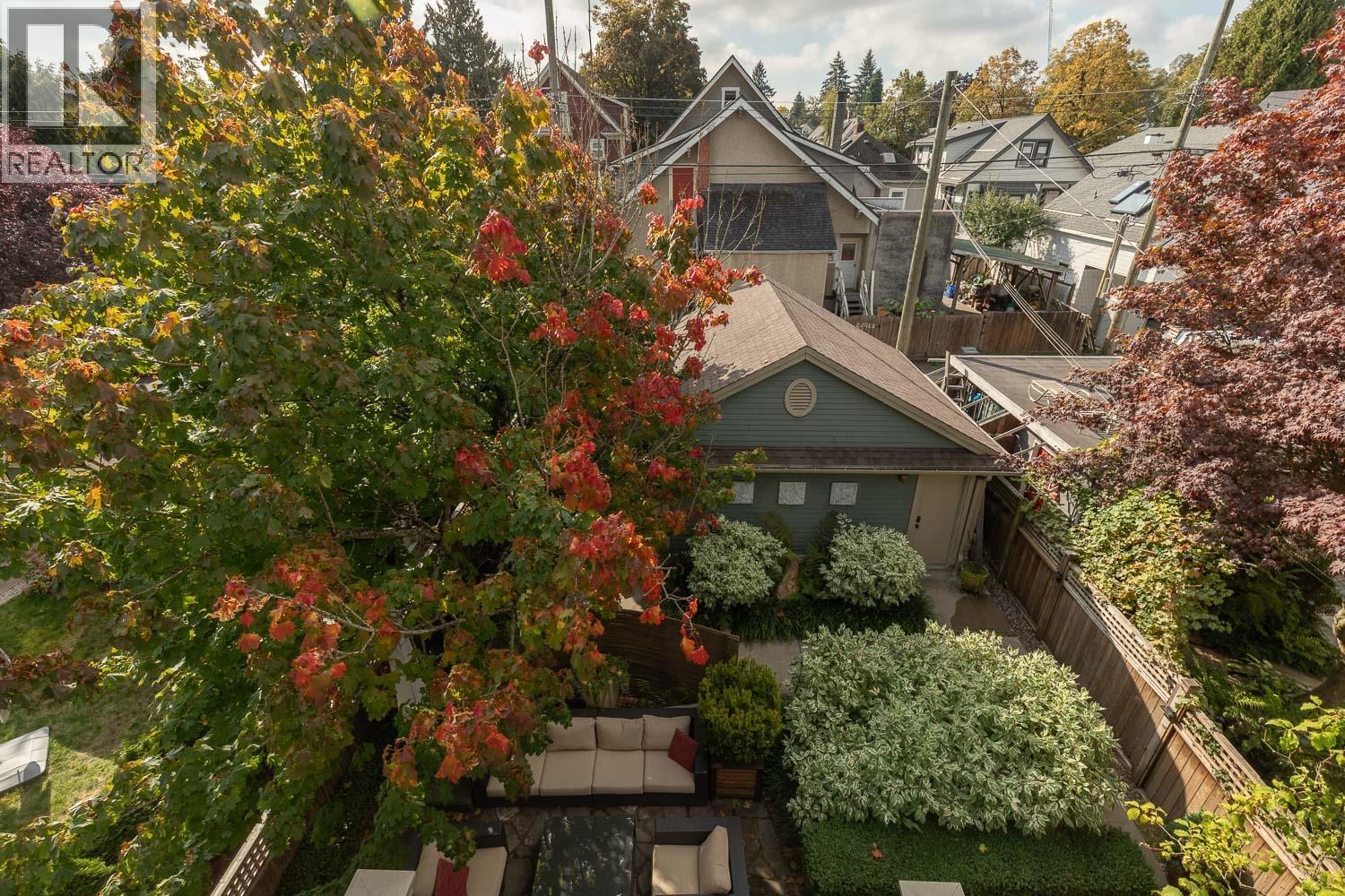 850 E 10TH AVENUE, Vancouver - Image 1