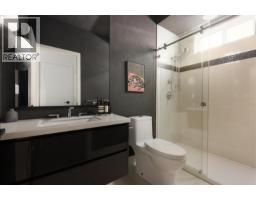 238 E 19th Street, North Vancouver, BC V7L2Z2 Photo 11