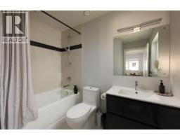 238 E 19th Street, North Vancouver, BC V7L2Z2 Photo 20