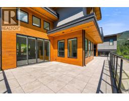 2237 Windsail Place, Squamish, BC V8B0T6 Photo 14