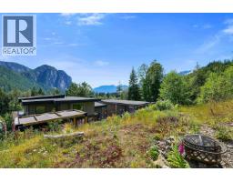 2237 Windsail Place, Squamish, BC V8B0T6 Photo 31