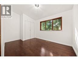 3290 Hazel Avenue, Coquitlam, BC V3E3H3 Photo 10