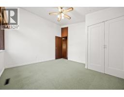3290 Hazel Avenue, Coquitlam, BC V3E3H3 Photo 14