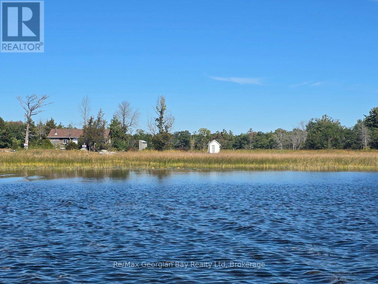 380 2 ISLAND - Image 4