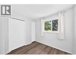 11 Falshire Terrace NE - photo 17