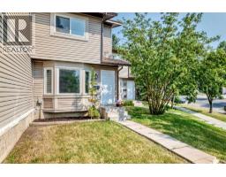 11 Falshire Terrace NE - photo 1