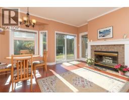 13 4318 Emily Carr Dr, Saanich, BC V8X5E7 Photo 12
