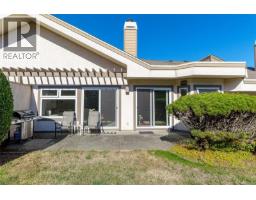 13 4318 Emily Carr Dr, Saanich, BC V8X5E7 Photo 27