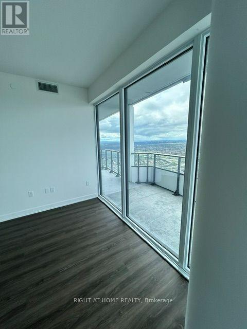 6205 - 448 BURNHAMTHORPE RD ROAD W, Mississauga (City Centre) — photo 8