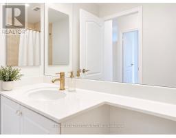 901 - 2119 Lakeshore Boulevard W, Toronto, ON M8V4E8 Photo 10