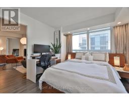 2402 - 3 Michael Power Place, Toronto, ON M9A0A2 Photo 17