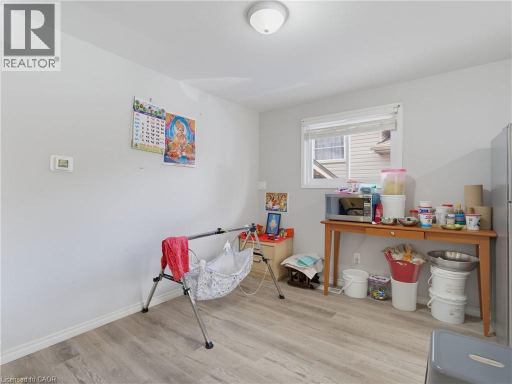 3 Bed, 1 Bath Apartment for Rent in London – 83 ROSAMOND Crescent, London – MLS# 40867618 - Image 12