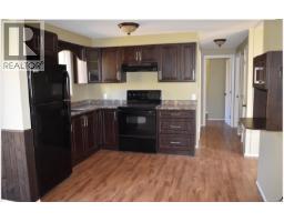 Kitchen - 131 Cedar St, Alert Bay, BC V0N0C3 Photo 6