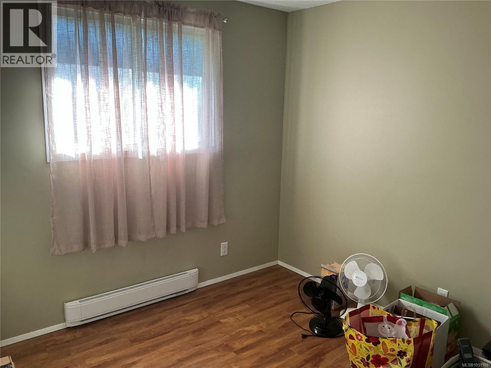 131 Cedar St - 8