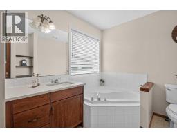 373 Bridlewood Avenue SW - photo 29