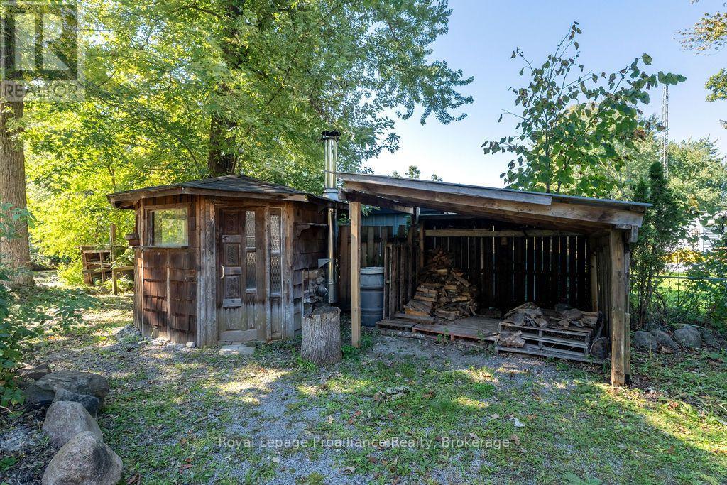 2117 2ND LINE EAST LINE - Image 40