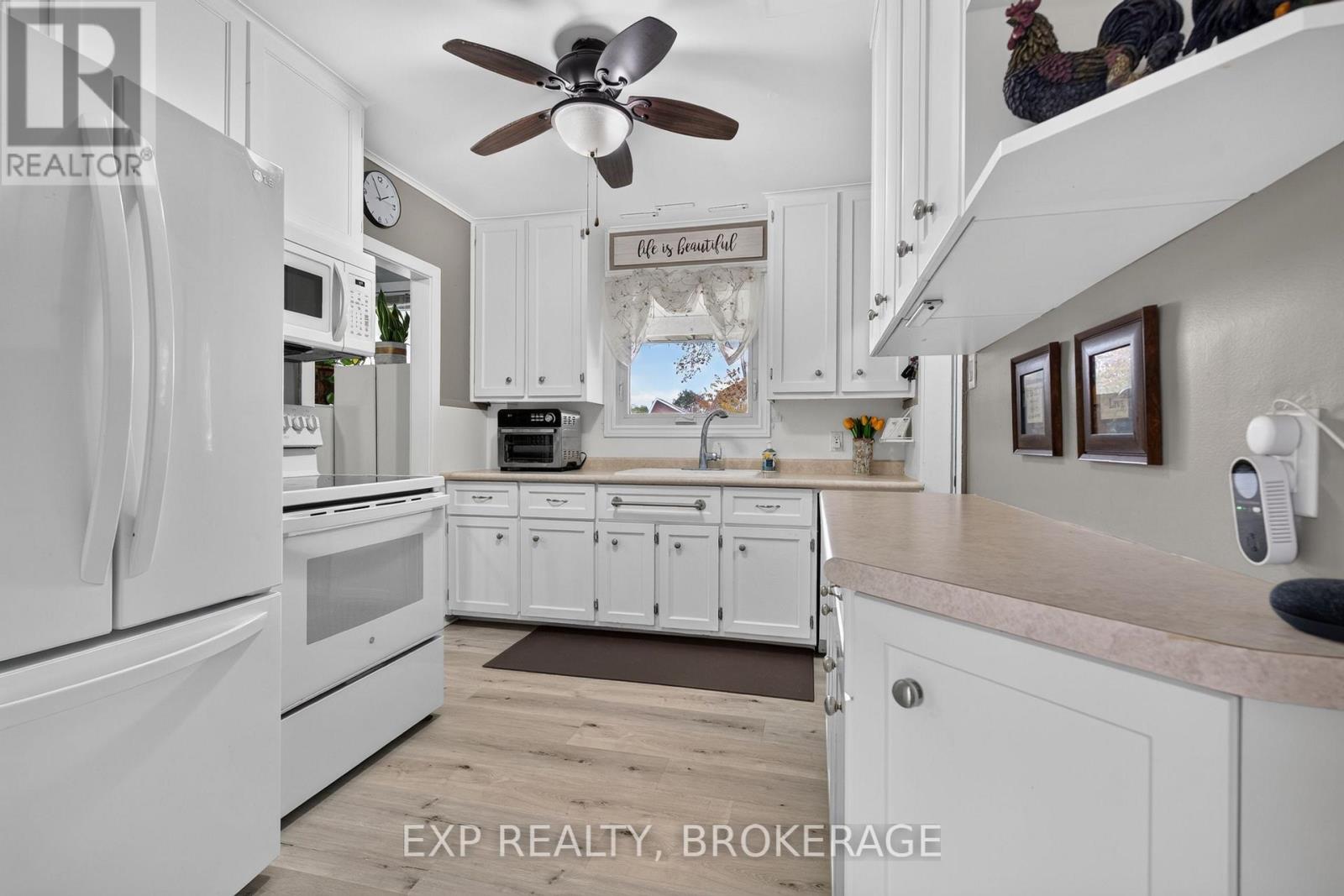 8 ORTONA CRESCENT, Prince Edward County (Picton Ward) — photo 11
