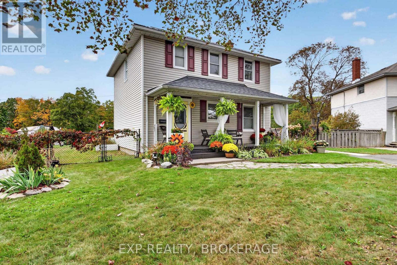 8 ORTONA CRESCENT, Prince Edward County (Picton Ward) — photo 3