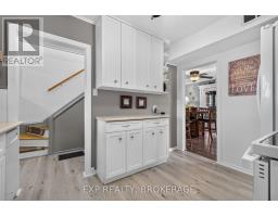 8 Ortona Crescent, Prince Edward County, ON K0K2T0 Photo 14