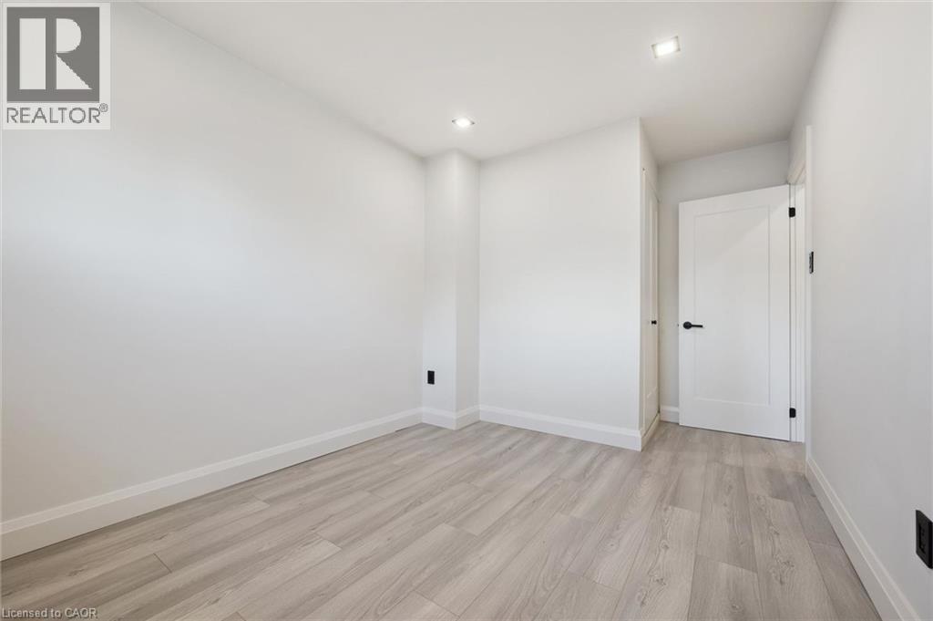 #107 5475 LAKESHORE Road - Image 26