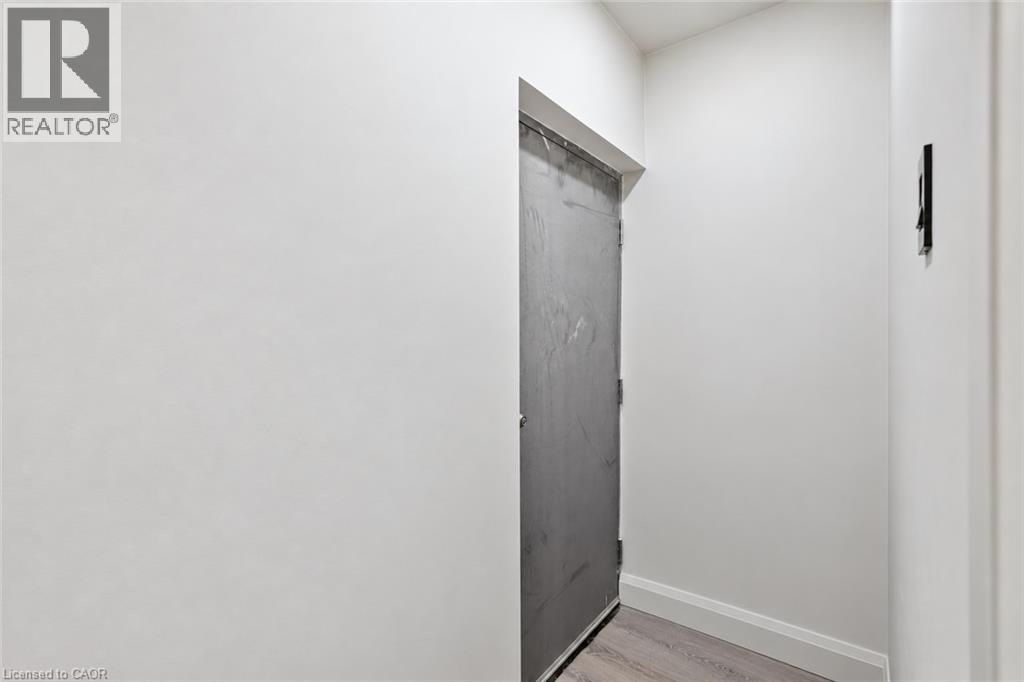 #107 5475 LAKESHORE Road - Image 34