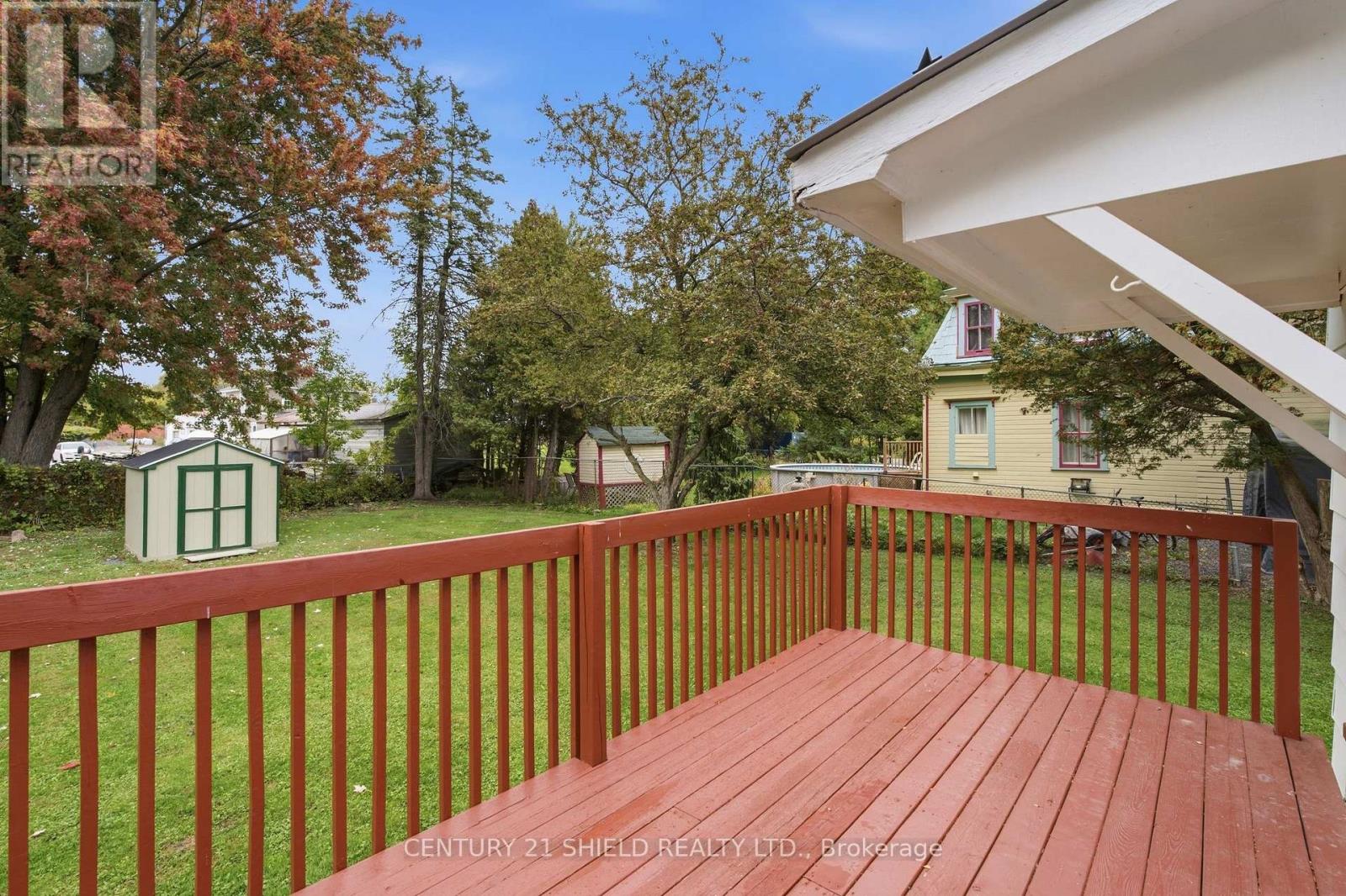 13 OAK STREET - Image 19