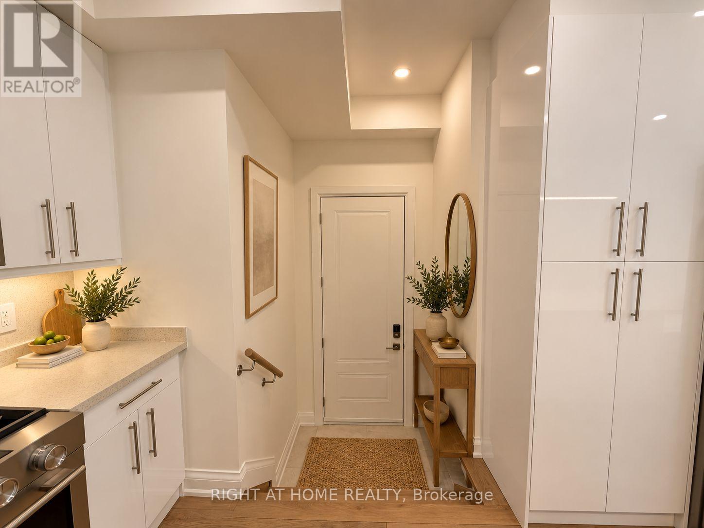 4 - 57 HEPBOURNE STREET, Toronto (Dufferin Grove) — photo 4