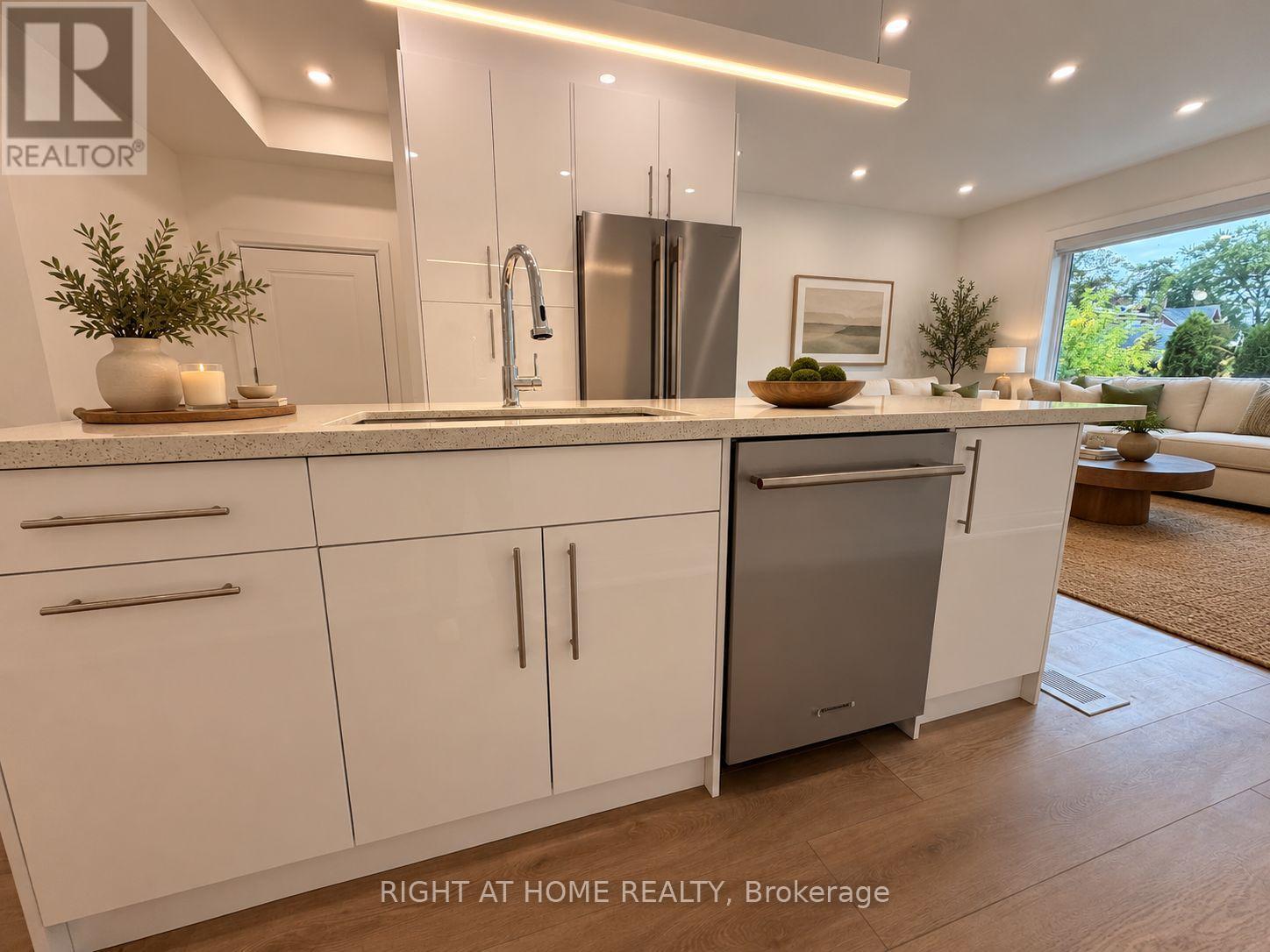 4 - 57 HEPBOURNE STREET, Toronto (Dufferin Grove) — photo 6