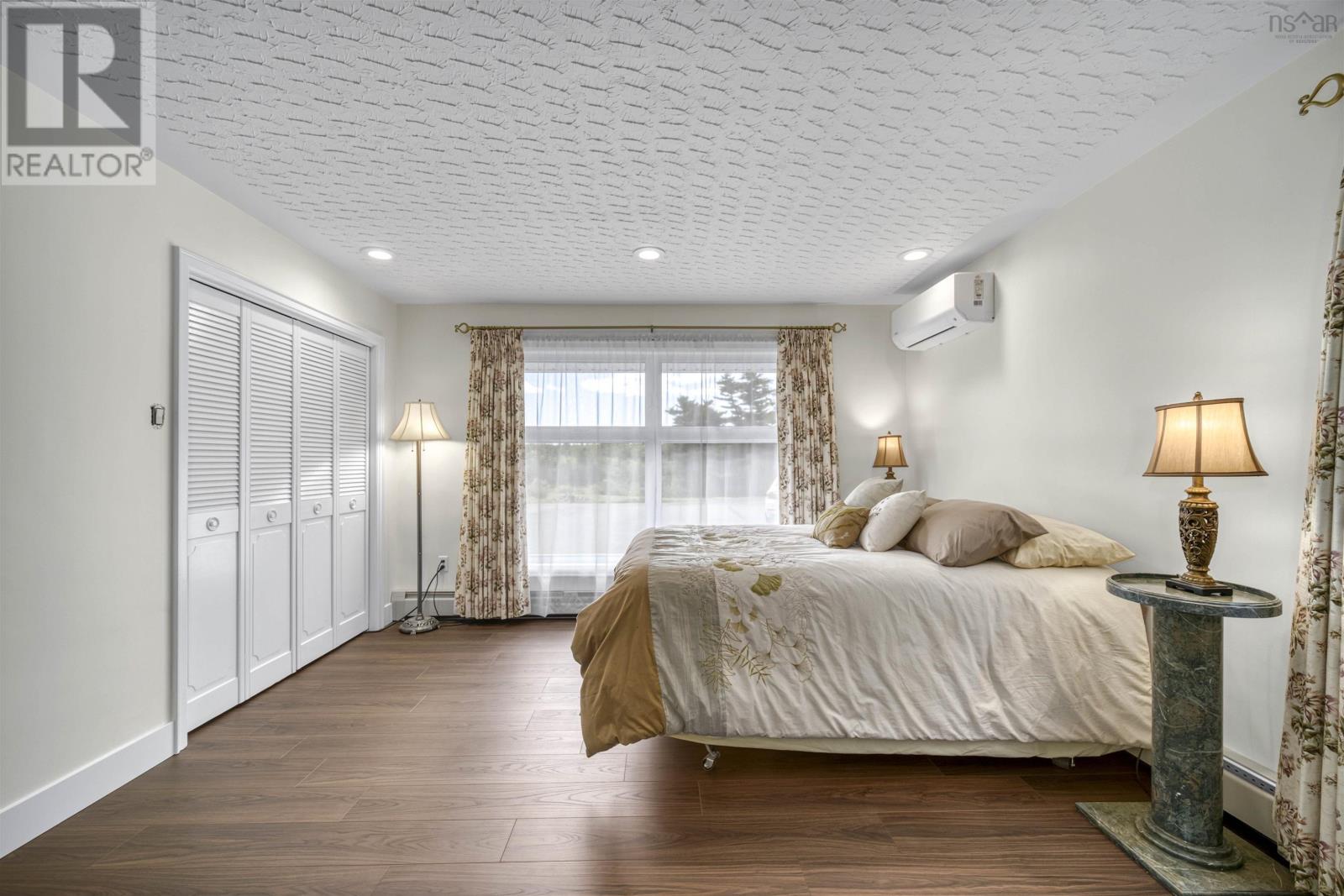 1007 Waverley Road - 26