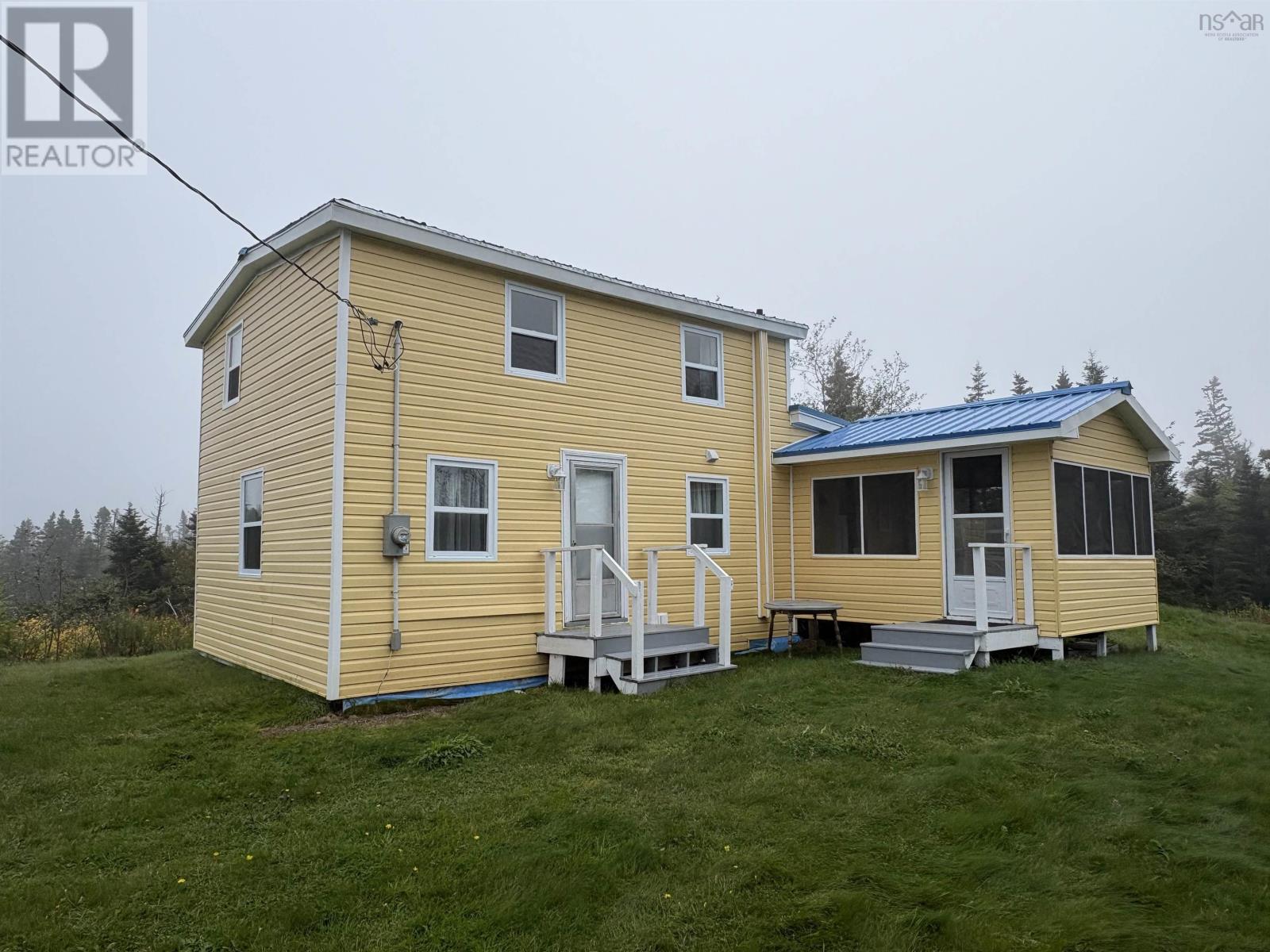 1933 West Ship Harbour Road - 1