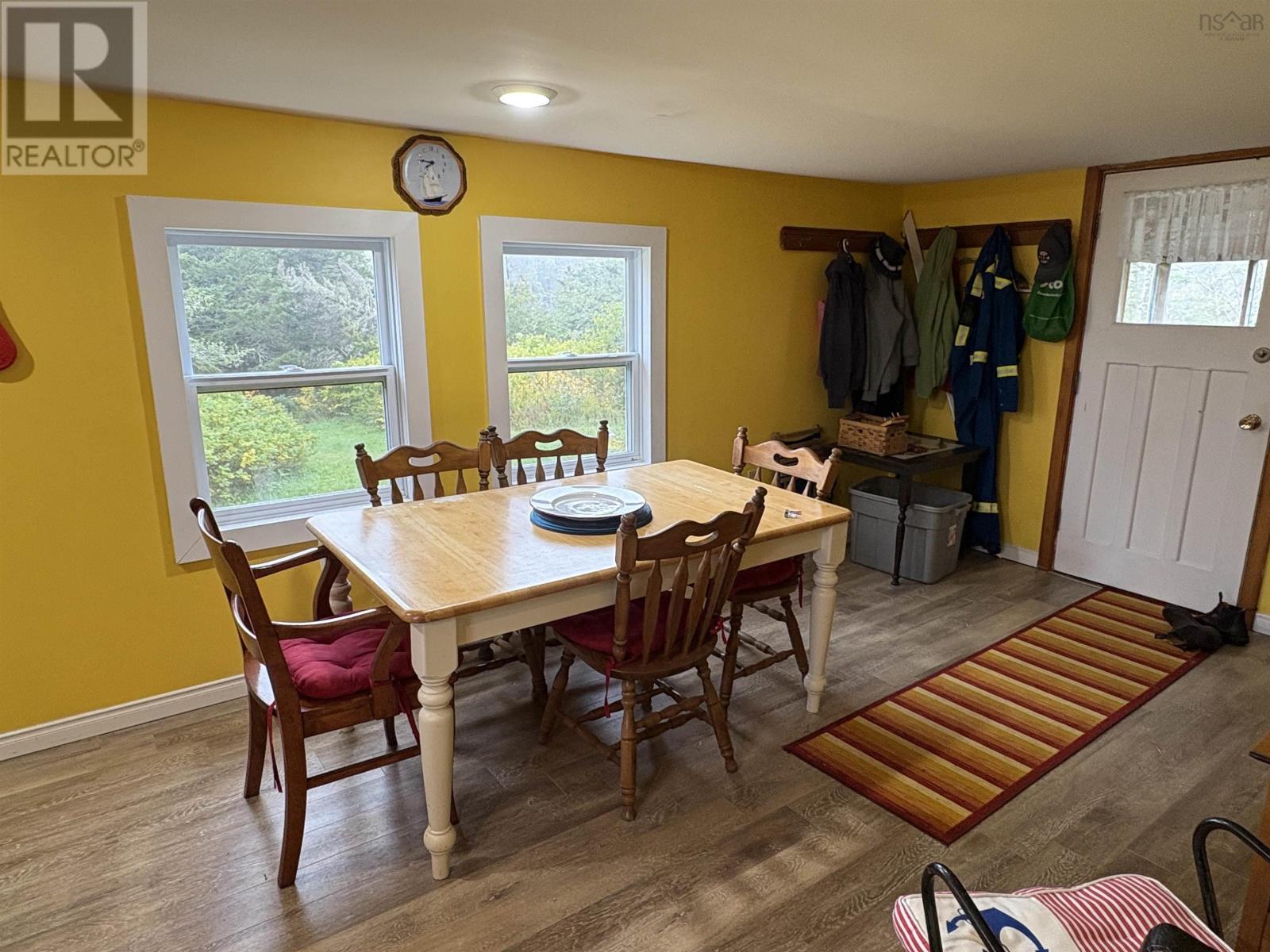 1933 West Ship Harbour Road - 10