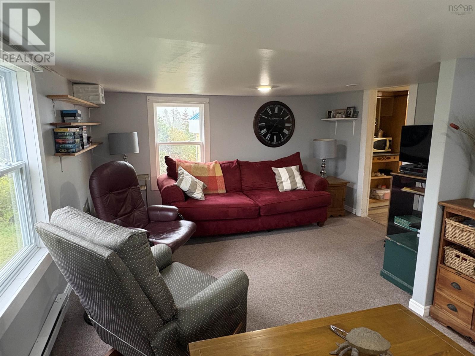 1933 West Ship Harbour Road - 18