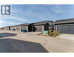 385 Waterford Boulevard, Chestermere, AB T1X3B8 Photo 15