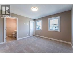 4pc Bathroom - 385 Waterford Boulevard, Chestermere, AB T1X3B8 Photo 9