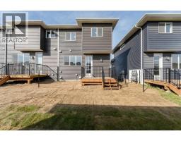 385 Waterford Boulevard, Chestermere, AB T1X3B8 Photo 14