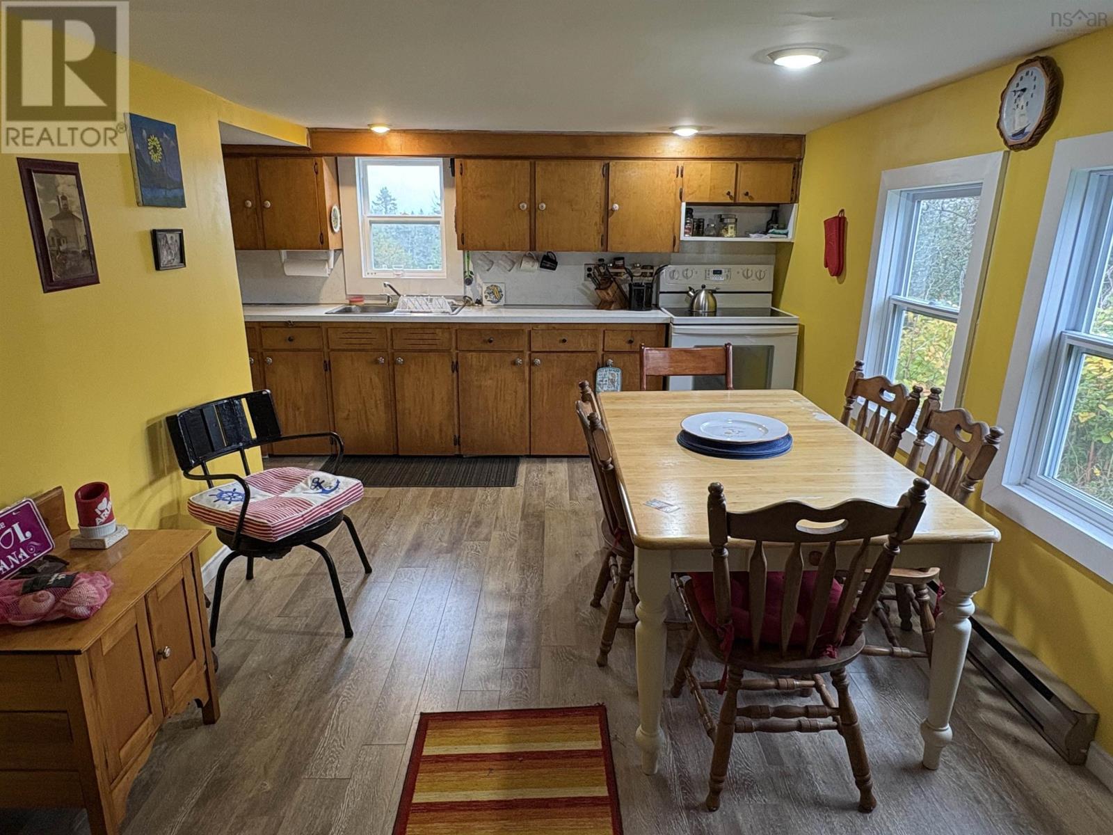 1933 West Ship Harbour Road - 7