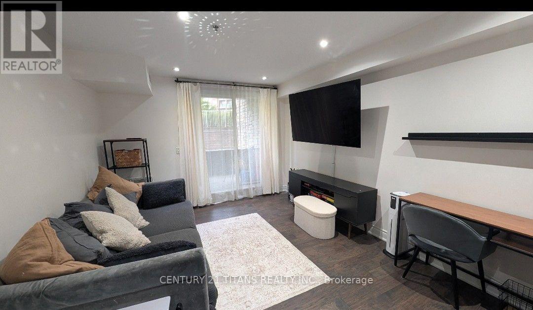 #115 684 WARDEN AVENUE - Image 8
