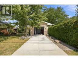 416 Holland Street, Petrolia, ON N0N1R0 Photo 32