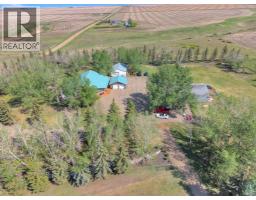 Bedroom - 311037a Range Road 222, Rural Kneehill County, AB T0M2A0 Photo 8