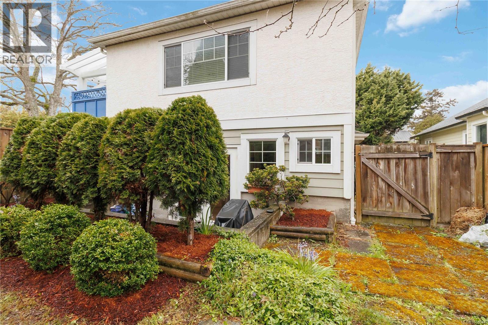 1796 Denman St - 18