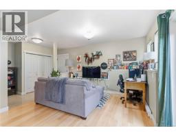 Living room - 1796 Denman St, Victoria, BC V8R1Y4 Photo 6