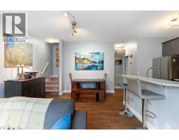 8, 2001 34 Avenue Sw, Calgary, AB T2T2C4 Photo 10