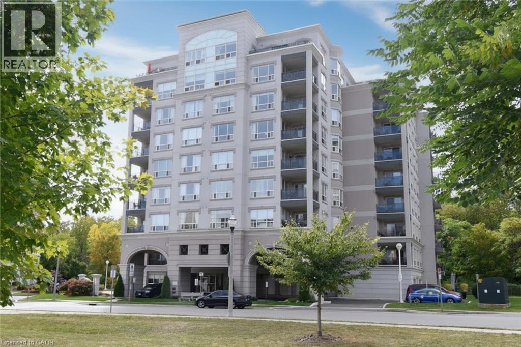 2000 CREEKSIDE Drive Unit# PH 901, Dundas