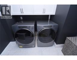 2000 Creekside Drive Unit# Ph 901, Dundas, ON L9H7S7 Photo 36