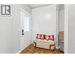 126 Saddlecrest Way NE - photo 4