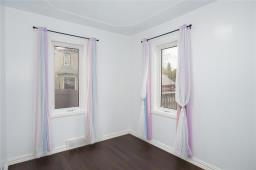 1040 7th Avenue S, Virden, MB R0M2C0 Photo 9