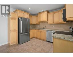 4pc Bathroom - 414, 333 Garry Crescent Ne, Calgary, AB T2K5W9 Photo 7